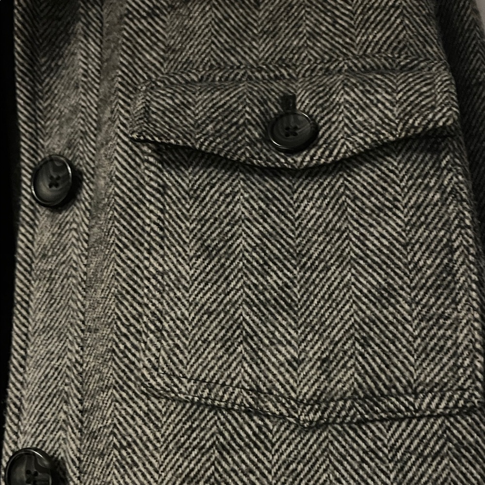 Hudson Men's Charcoal Herringbone Shacket - Picture 5 of 6